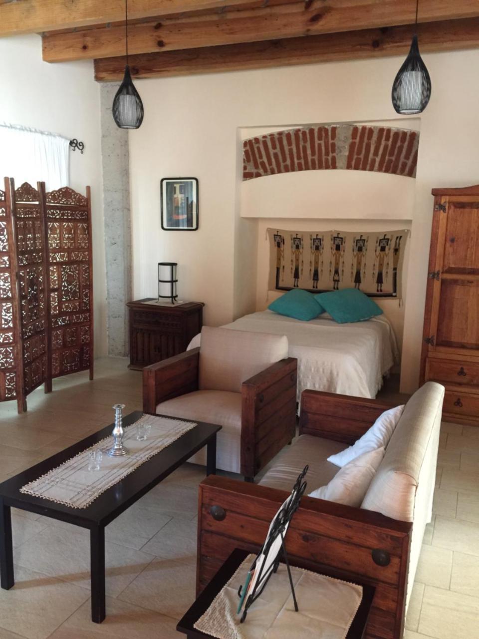 הואמנטלה Hostal El Dulce Nombre מראה חיצוני תמונה